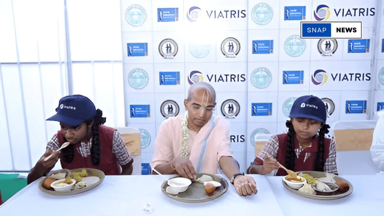 Telangana: Community Kitchen Inaugurated, Breakfast Scheme Launched at Kodangal 2 Modern Centralized Community Kitchen in Telangana Serving Nutritious Breakfasts to Students