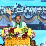 Komatireddy Venkat reddy attacks kcr