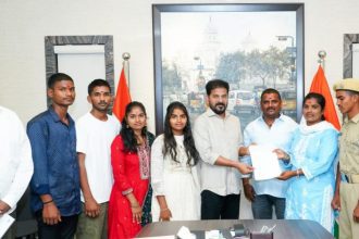 Hyderabad Tank Bund Shiva