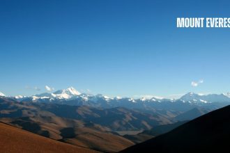 Mount Everest Fake Rescue Scam: Guides Accused of Poisoning Foreign Climbers 11 mount everest