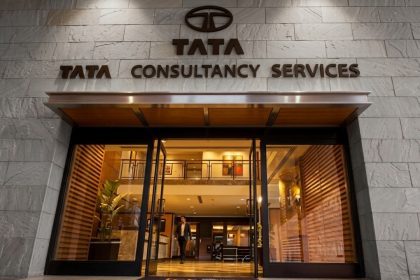 tcs headcount decline 2026