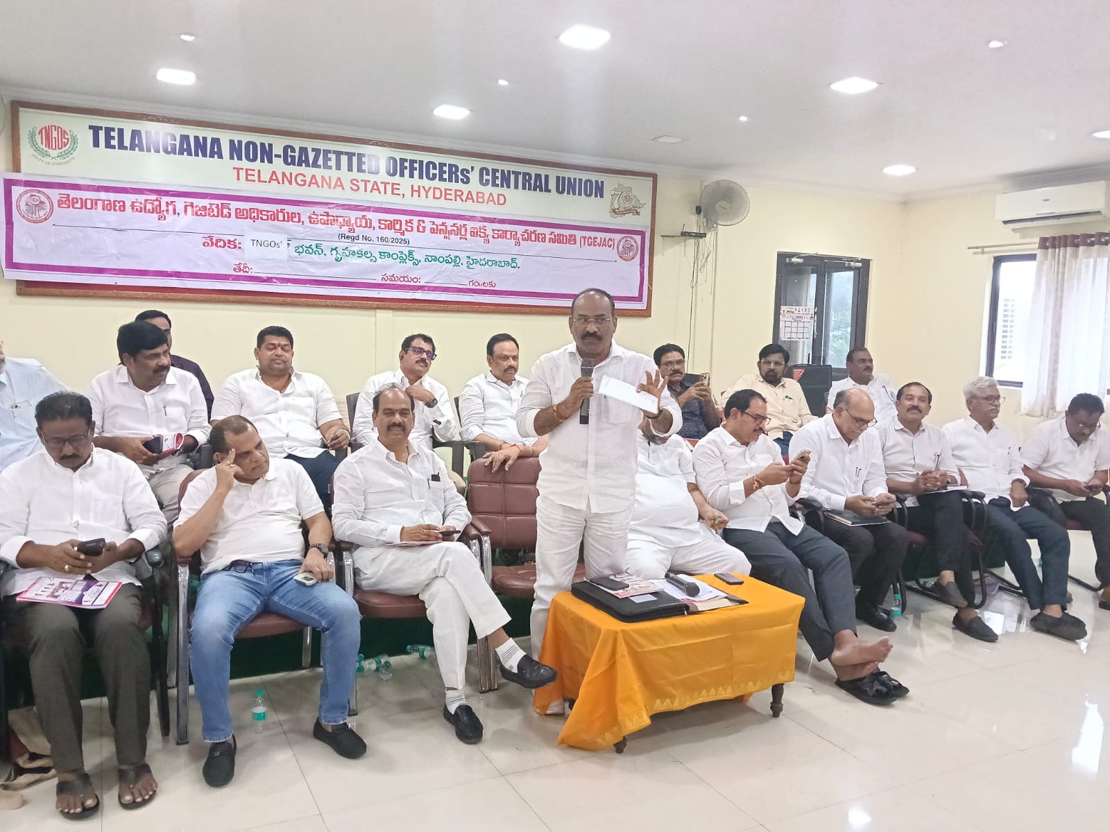 Telangana Employees JAC Demands PRC Report, Pending DAs and OPS; Protest Schedule Announced 2 Telangana Employees JAC PRC